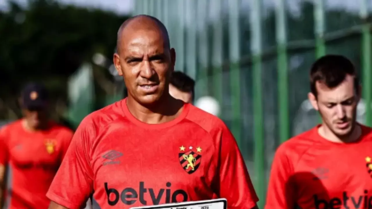 Pepa continua no comando do Sport para a Série A do Brasileirão. Entenda!