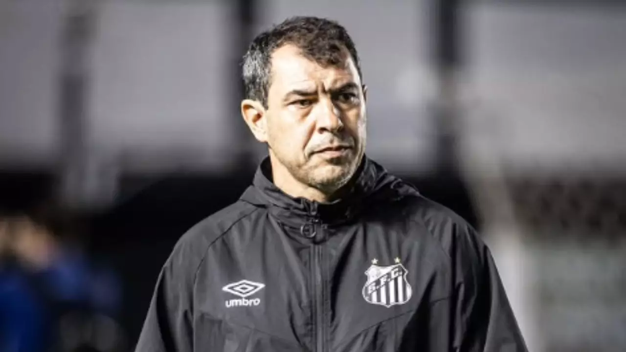 Vasco contrata Fábio Carille para 2025. Entenda!