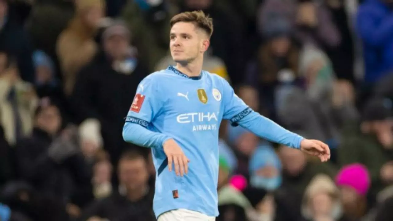 Leverkusen busca contratação de James McAtee. Entenda!