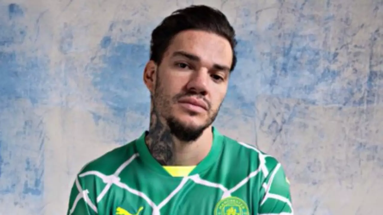 Clubes sauditas tentam contratar Ederson novamente. Entenda!