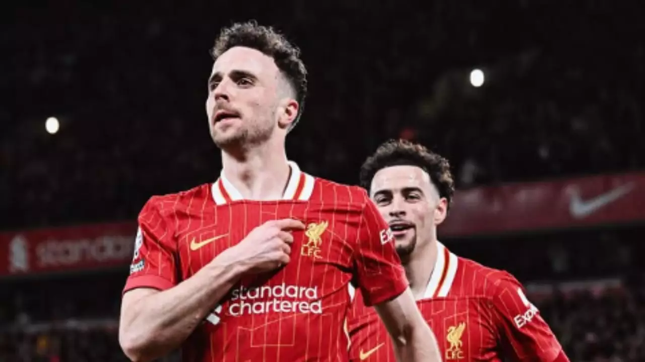 Liverpool vence o Everton e segue firme na briga pelo título. Entenda!