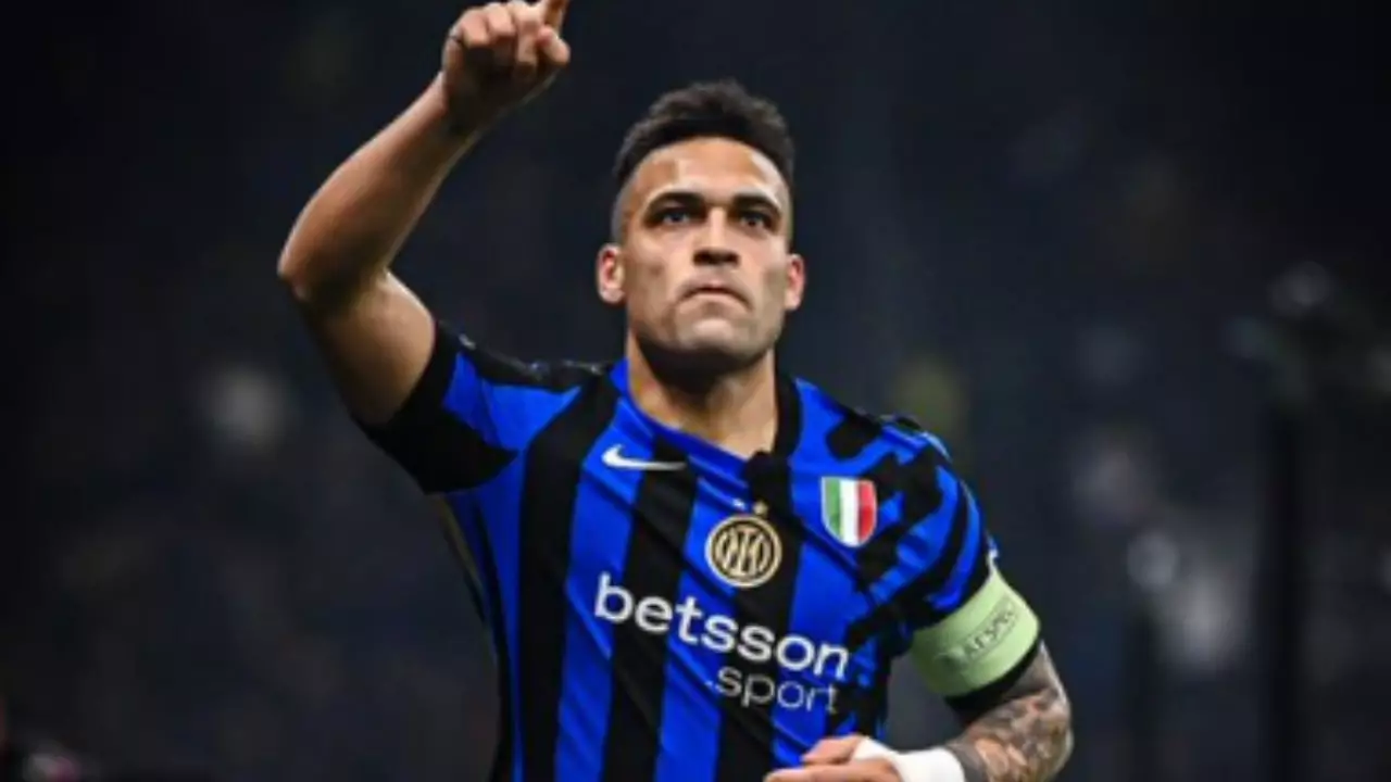 Lautaro Martínez é multado por ofensas após jogo contra a Juventus. Entenda!