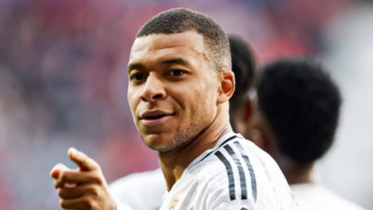 Mbappé é suspenso por um jogo após expulsão inédita no Real. Entenda!