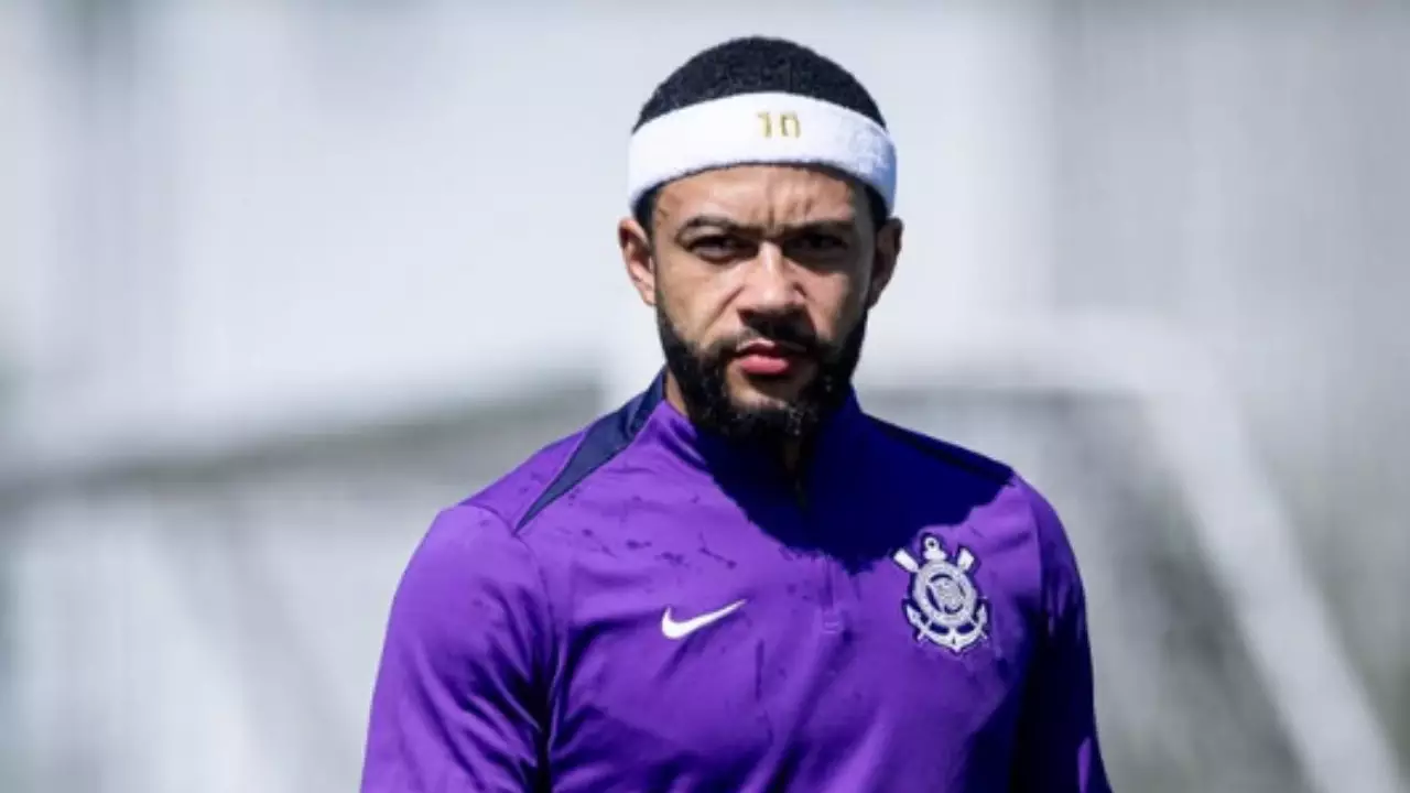 Corinthians perde Memphis Depay por lesão. Entenda!