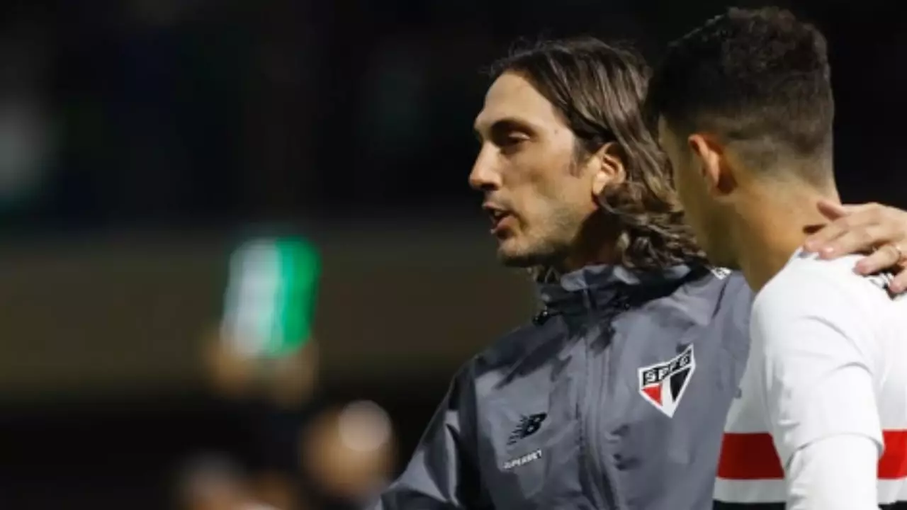 Zubeldía deixa o São Paulo e Hernán Crespo é favorito. Entenda!