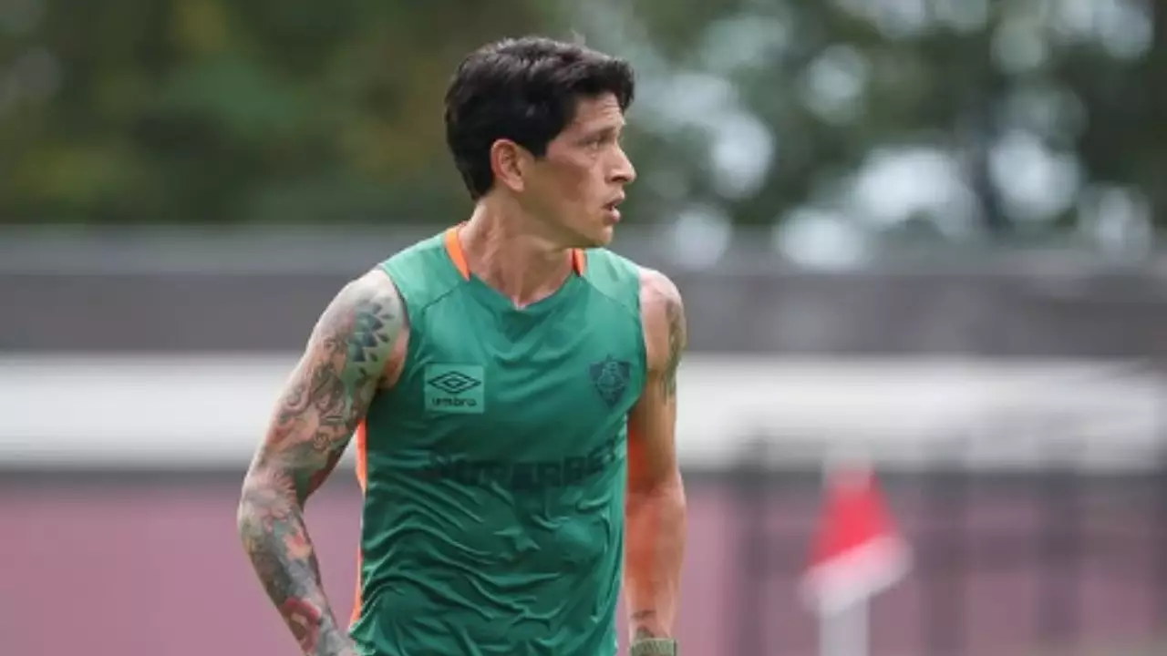Cano começa no banco contra o Dortmund, revela Renato. Entenda!