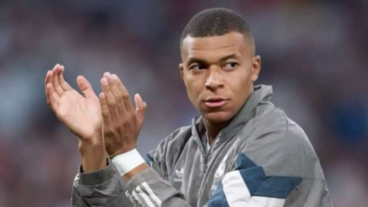 Mbappé recebe alta, mas segue como dúvida no Real Madrid. Entenda!