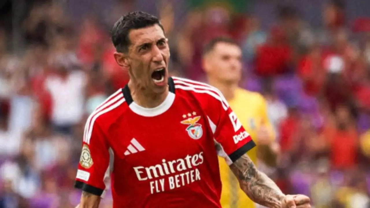 Benfica goleia o Auckland City por 6 a 0 após paralisação por tempestade. Entenda!