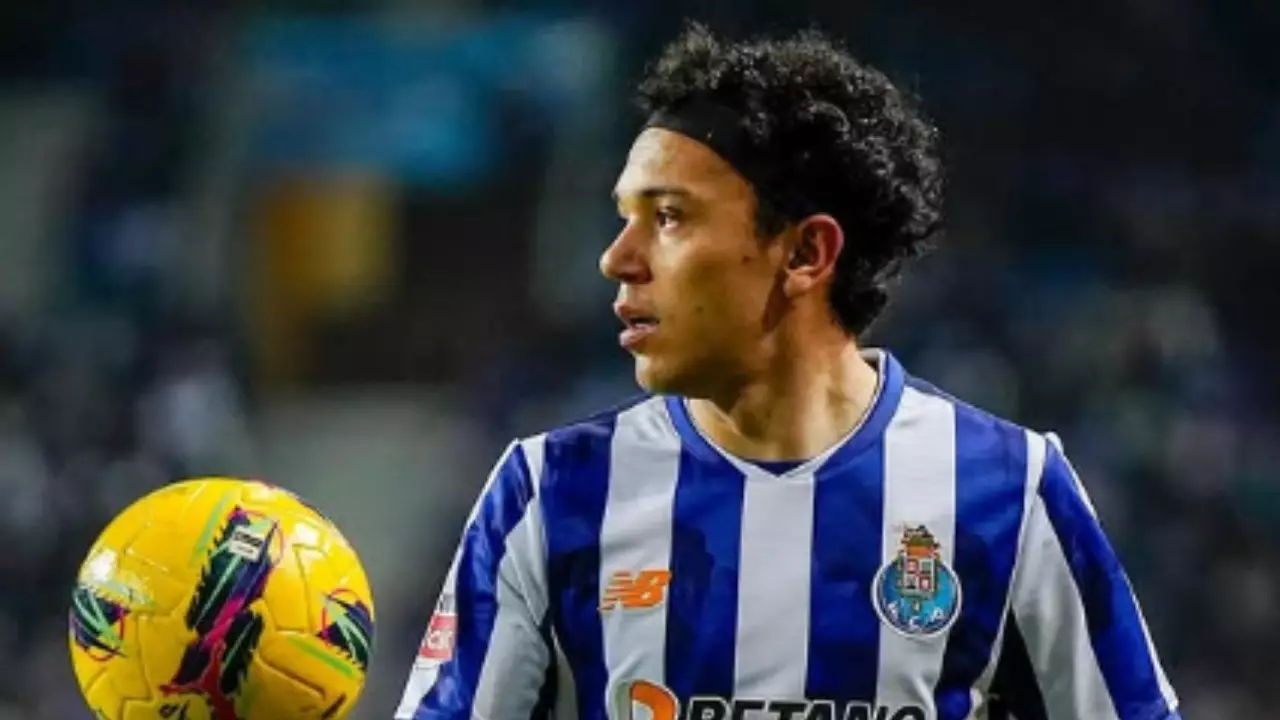 Pepê pode deixar o Porto após sondagens da Premier League e LaLiga. Entenda!