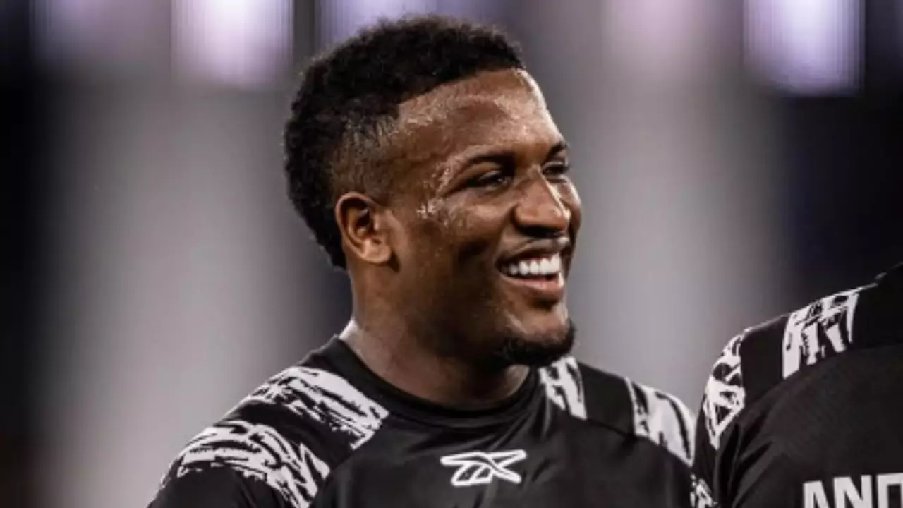 Elias Manoel é emprestado ao Santa Clara e fará estreia na Europa. Entenda!