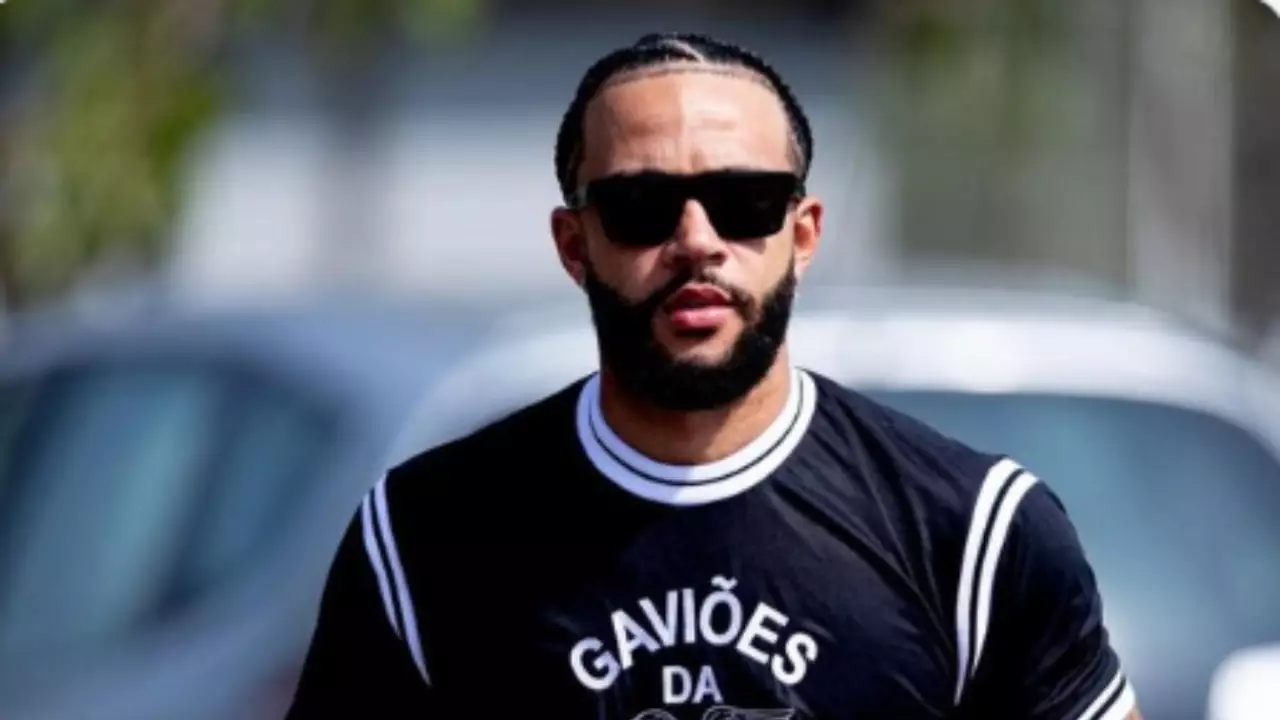 Corinthians avalia rescisão com Depay após Copa do Brasil. Entenda!