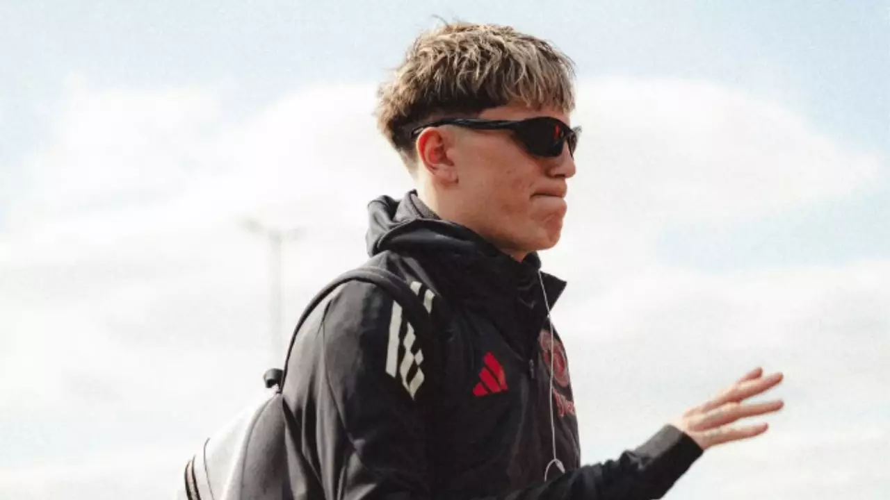 Chelsea acelera por Garnacho após chegada de Sesko ao United. Entenda!