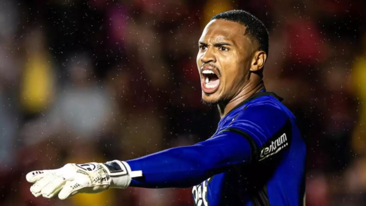 John recusa West Ham e segue no Botafogo de olho na Seleção. Entenda!