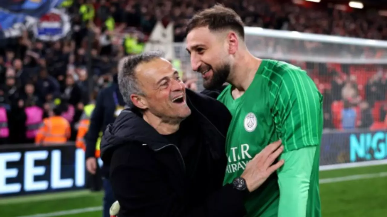 Donnarumma anuncia saída do PSG e mira Premier League. Entenda!