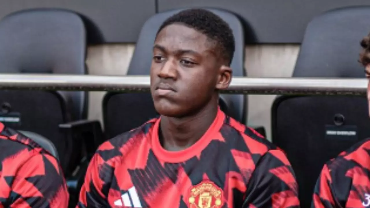 Mainoo perde espaço e pode deixar o United. Entenda!