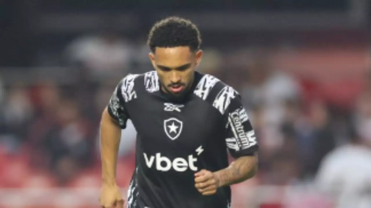 Vitinho é chamado por Ancelotti para a Seleção. Entenda!
