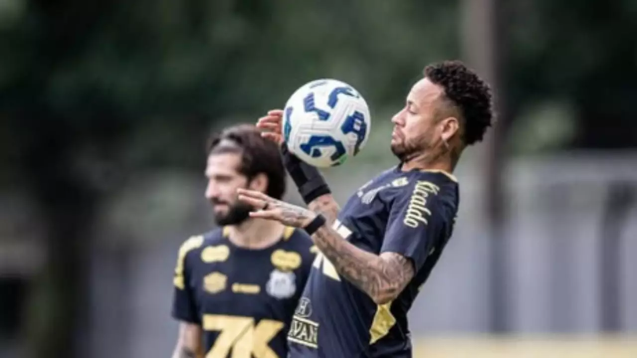 Neymar pede para jogar e é relacionado pelo Santos para enfrentar o Fortaleza. Entenda!