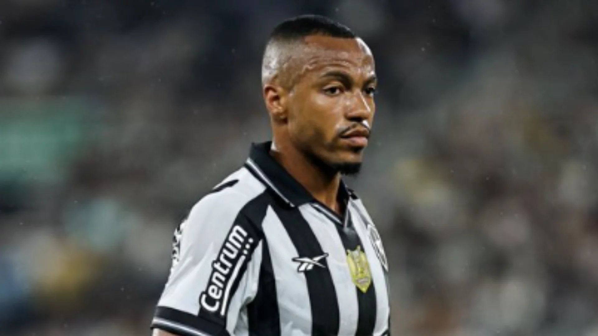 Palmeiras encaminha compra de Marlon Freitas para substituir Aníbal Moreno. Entenda!