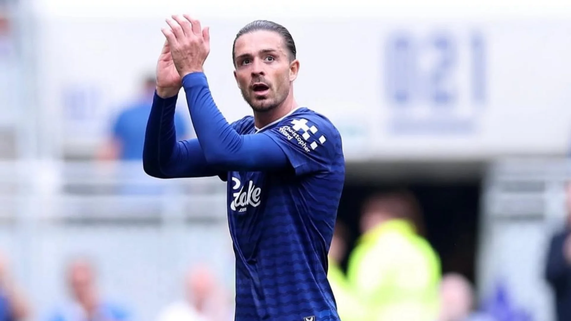 Jack Grealish deve desfalcar Everton até o fim da temporada por fratura no pé. Entenda!