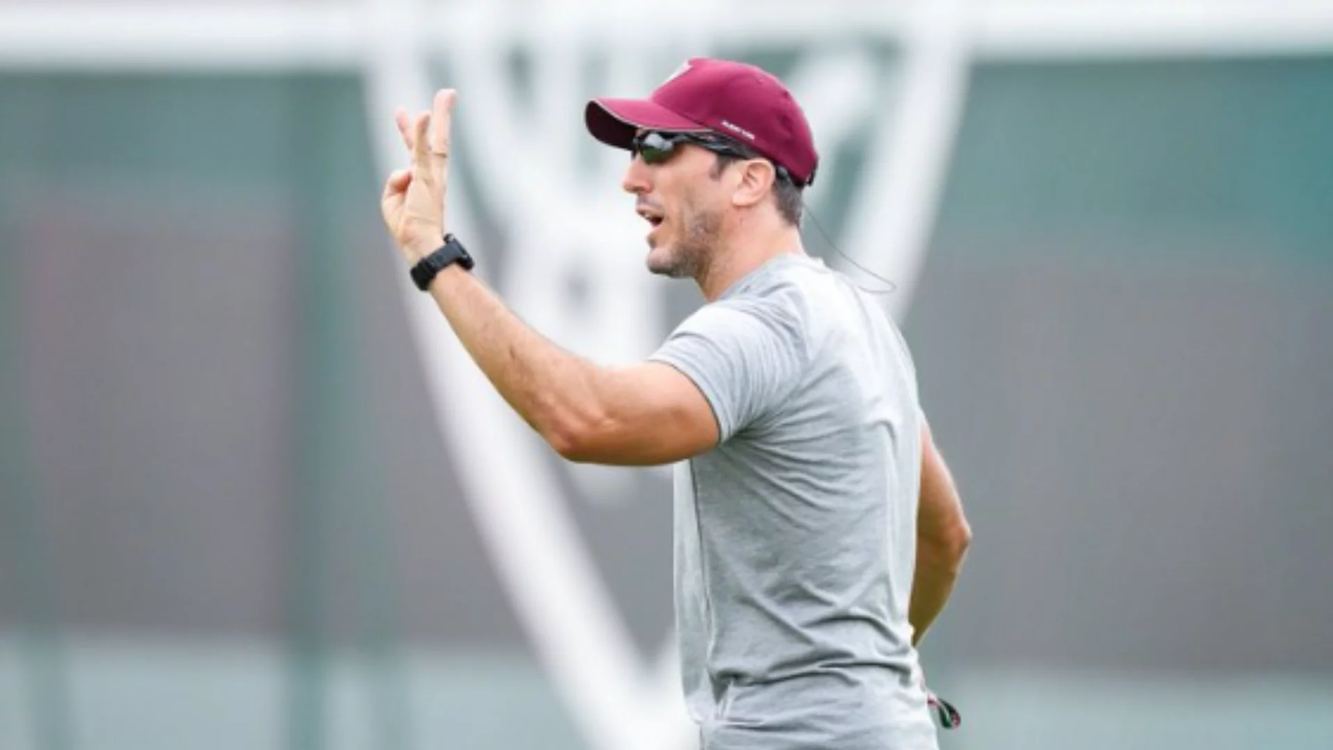 Zubeldía passa por angioplastia e desfalca o Fluminense por até 15 dias. Entenda!