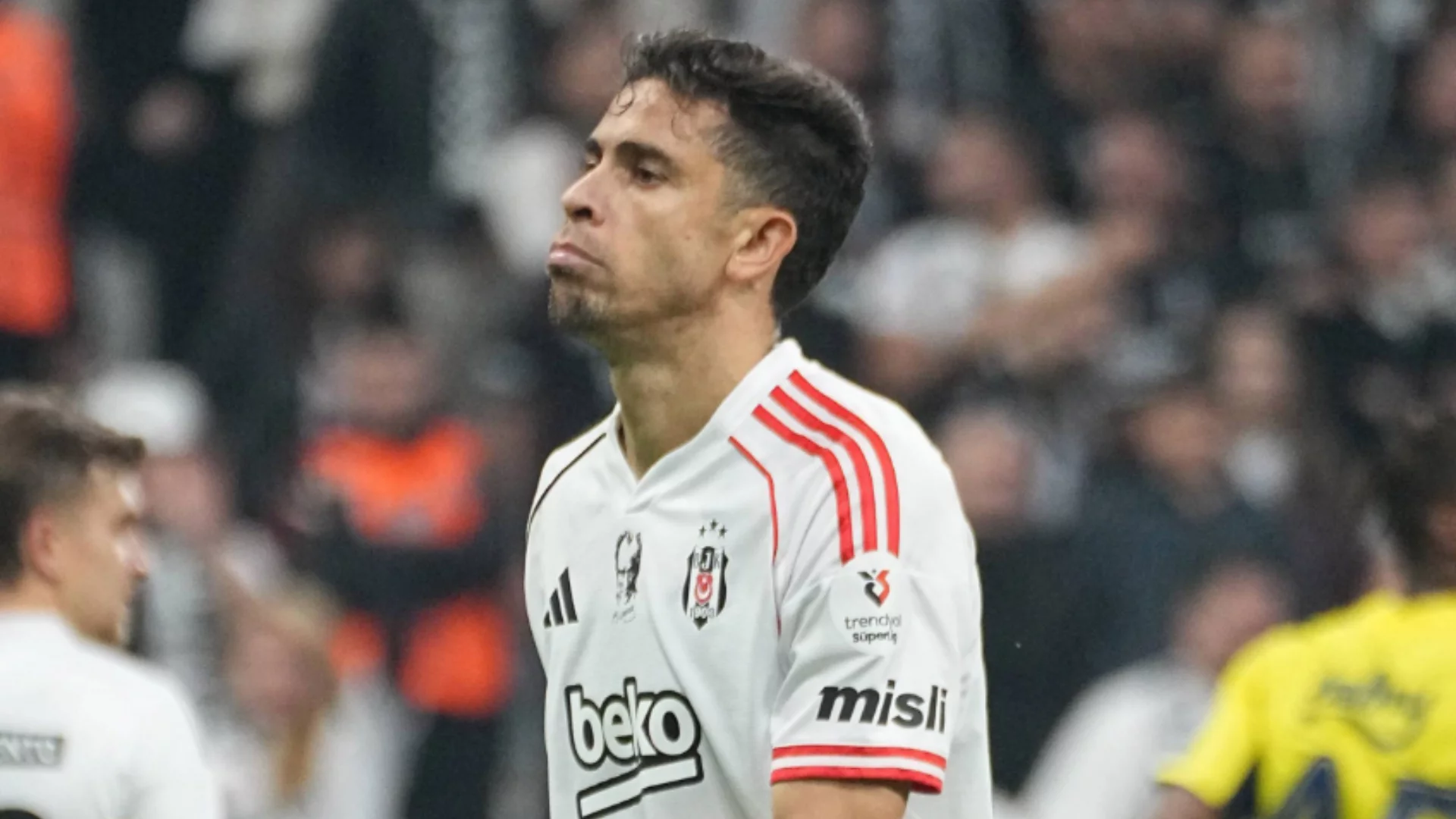 Gabriel Paulista abre mão de fortuna para realizar sonho de jogar no Corinthians. Entenda!