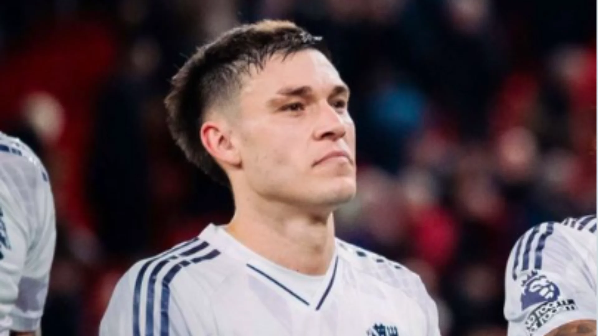 Ajax mira empréstimo de Ugarte para recompor meio-campo e cogita retorno de Daley Blind. Entenda!