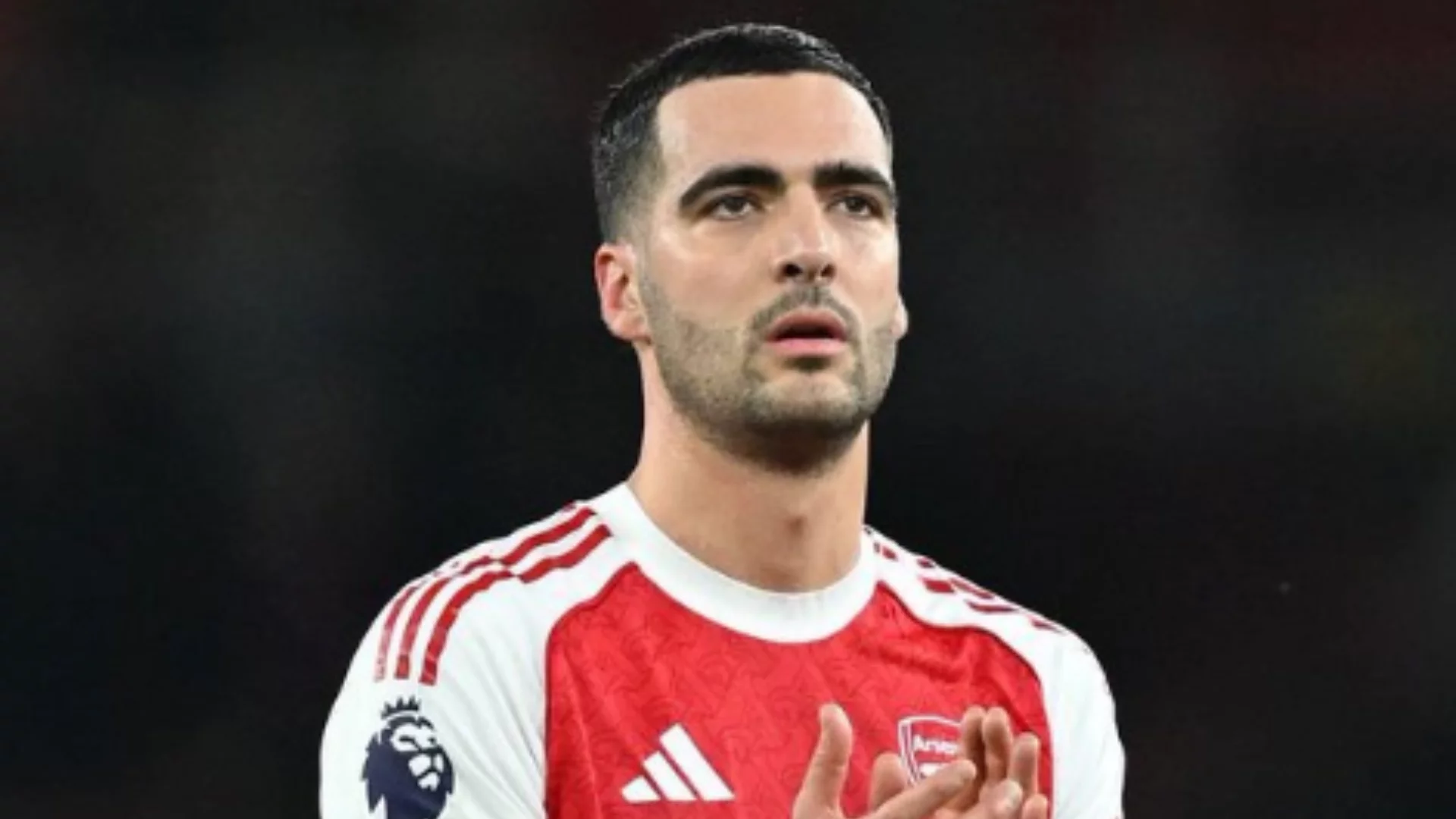 Mikel Merino passa por cirurgia no pé e vira desfalque no Arsenal. Entenda!