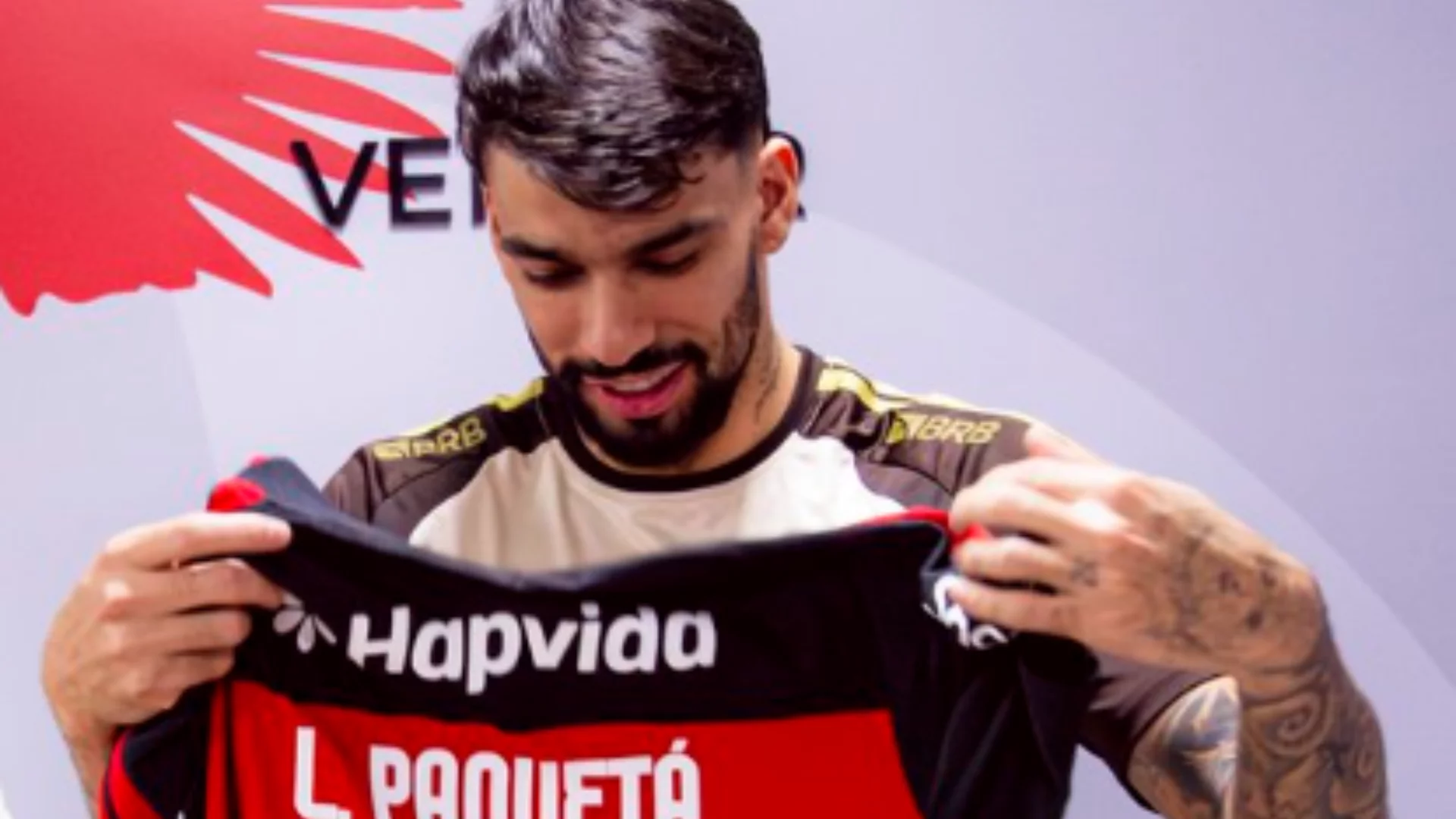 Lucas Paquetá apresentado no Flamengo e lamenta gol perdido na Supercopa. Entenda!