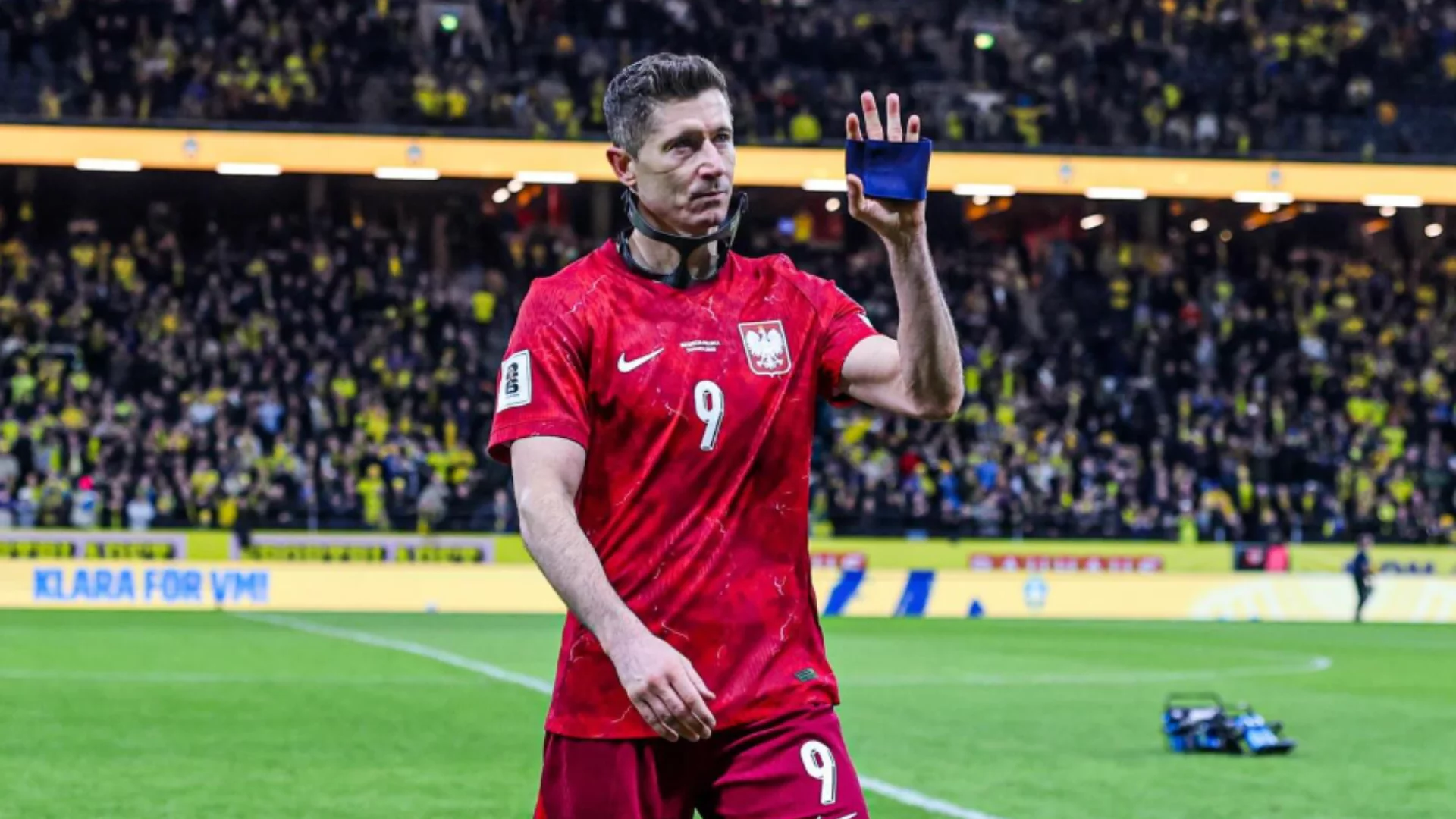 Lewandowski pode encerrar ciclo com a Polônia após fora da Copa 2026. Entenda!