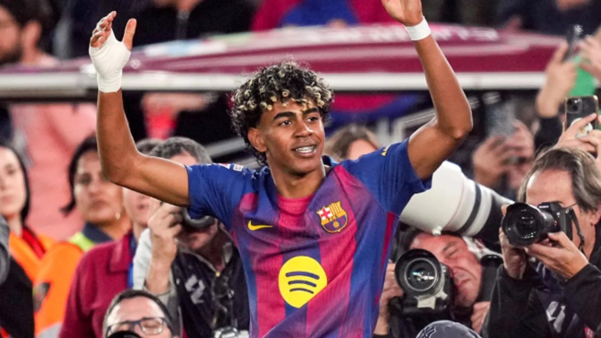 Lamine Yamal é eleito o melhor da LaLiga após liderar o bicampeonato do Barça. Entenda!