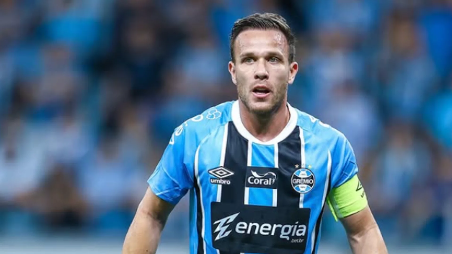 Fluminense consulta Arthur, mas futuro ainda segue indefinido. Entenda!